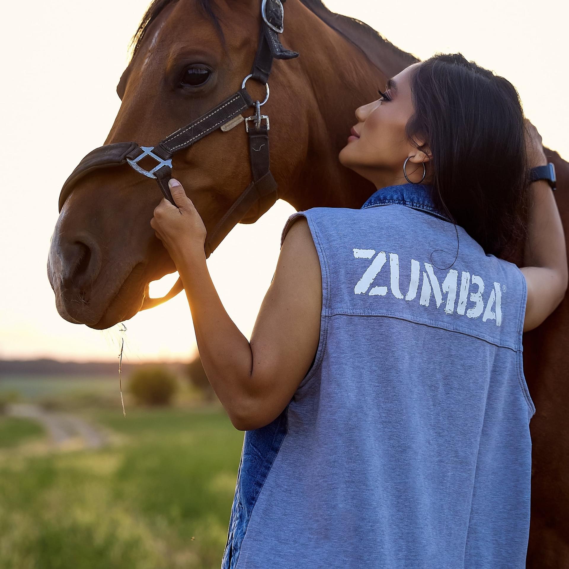 新作♪ユニセックスZumba Blue Jean Long Denim Vest - Denim Blue Jean Long Denim Vest – Zumba Wear | STRONG iD