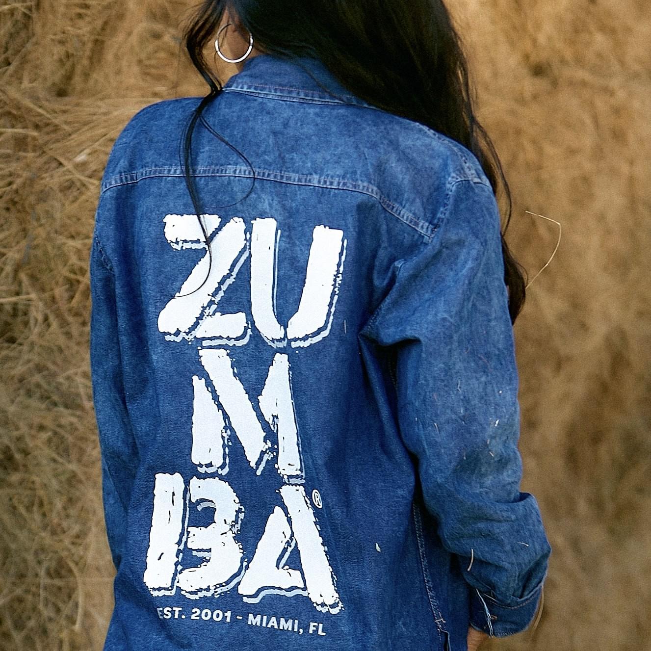 新作♪ユニセックスZumba Blue Jean High Low Button Down-Denim Blue Jean High Low Button Down – Zumba Wear | STRONG iD
