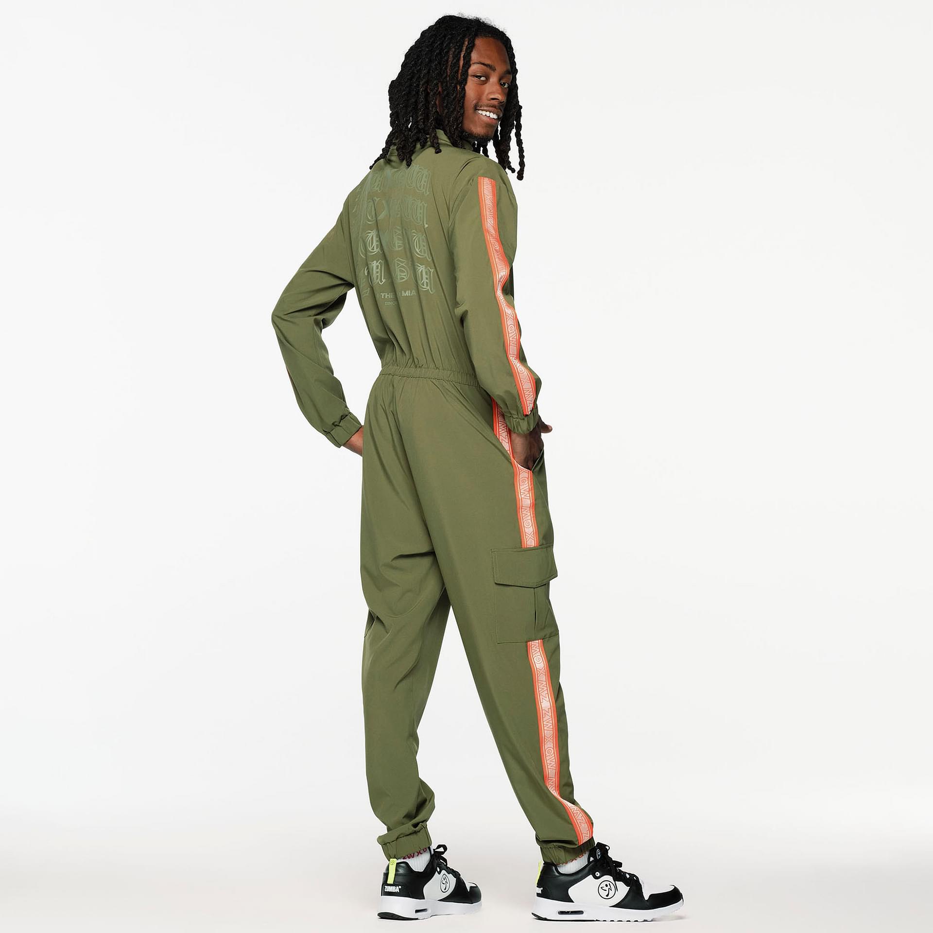 新作♪ユニセックス ズンバ GW Mock Neck Woven Cargo Jumpsuit ZW X GW Mock Neck Woven Cargo Jumpsuit – Zumba Wear | STRONG iD