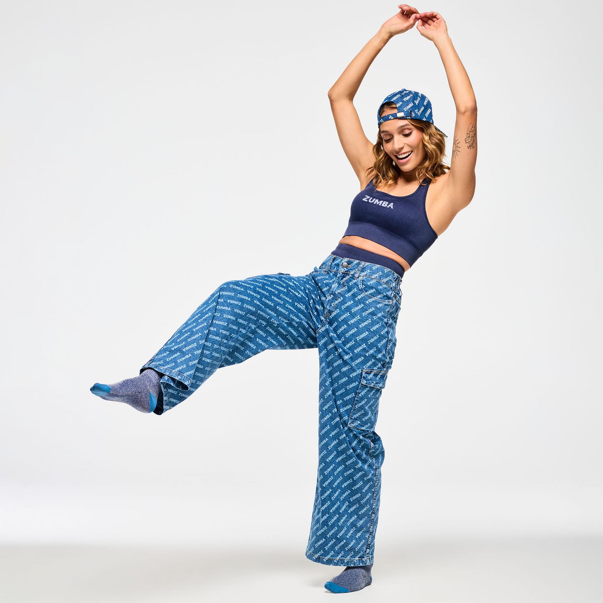 Inspire Your Style with Baggy Denim Cargo Pants for Women