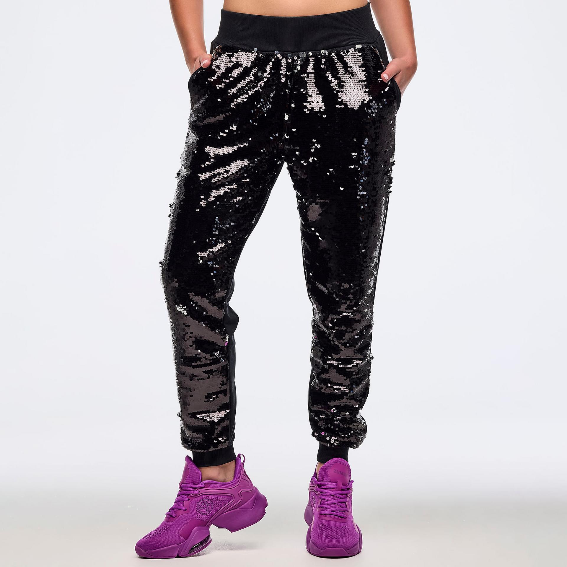 美品ZUMBA ブラック パンツ XS イエローポケット Zumba Explore High Rise Crop Joggers – Zumba Wear | STRONG iD