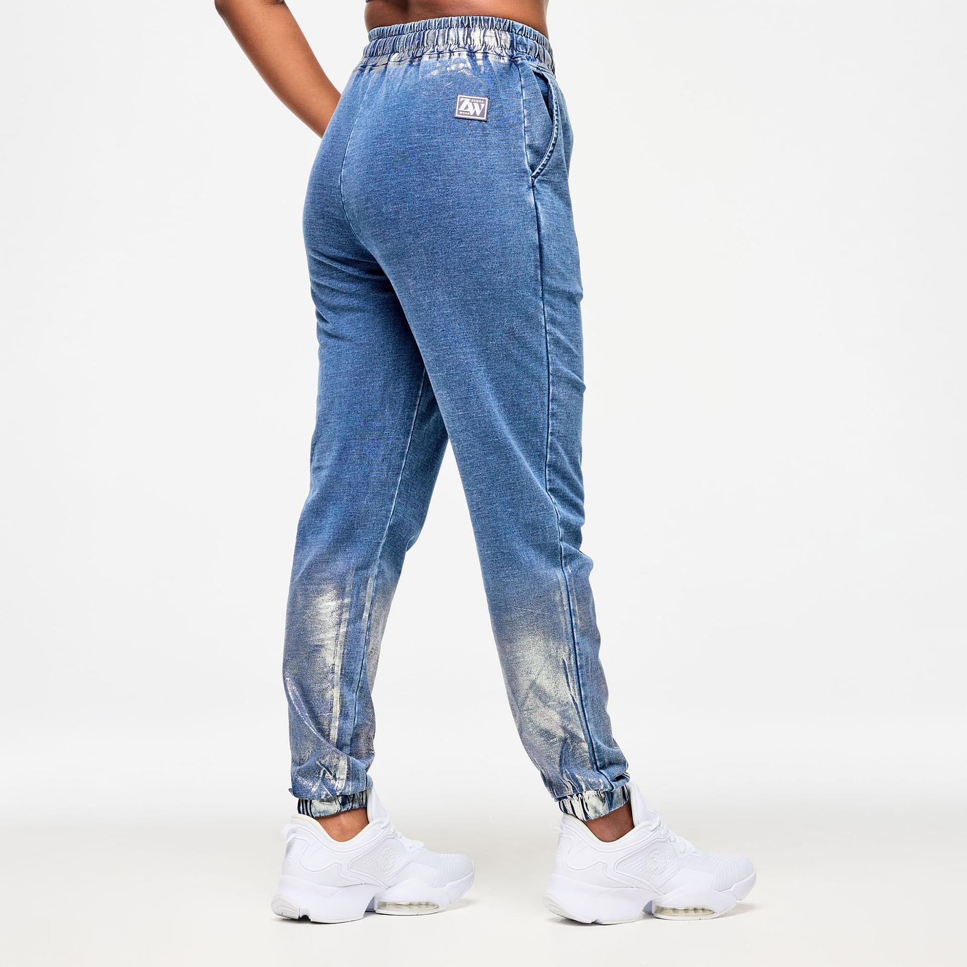 その他 Zumba Blue Jean Knit Pants <Denim>-M Inspiring Denim Shorts for Active Lifestyles - Dance-Ready