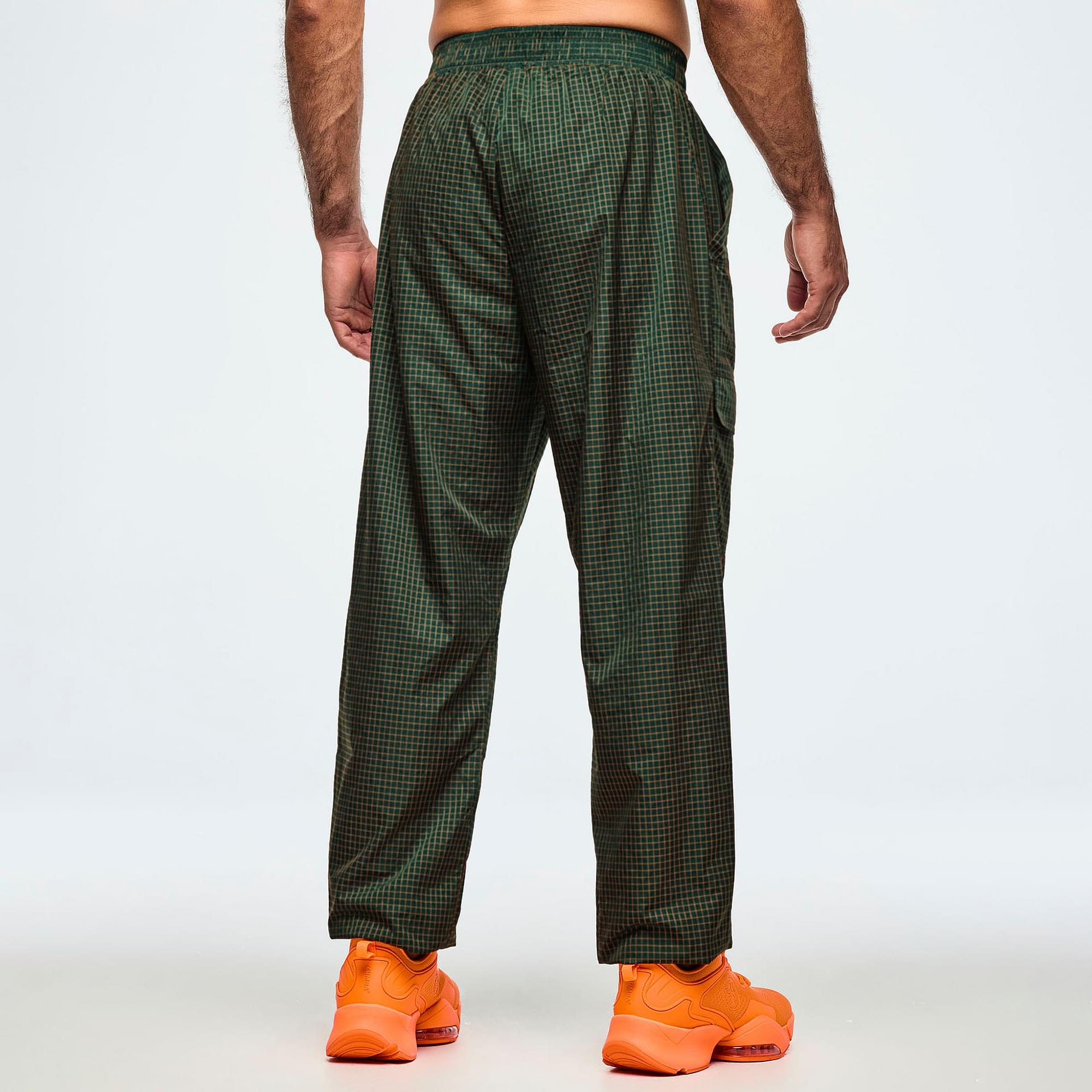 Inspiring Cargo Pants for Women - Oversized Fit with Functional