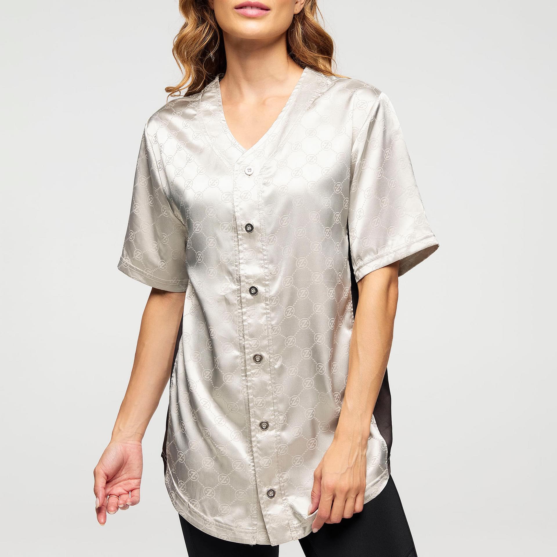 ★国内発送★ ズンバ Runway Baseball Button Up Jersey Silver Zumba Runway Baseball Button Up Jersey - Zumba® Wear Türkiye