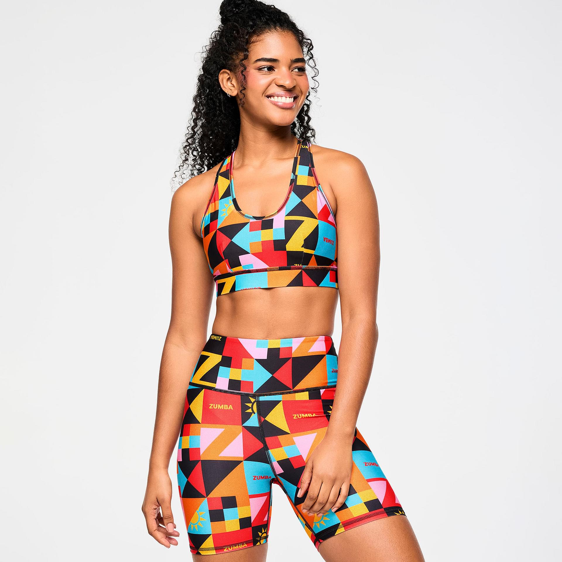 国内発送【Zumbaズンバ 】Rays Square Neck Bra(2025.5新作) Inspire Your Workout with the Perfect Fit Racerback Crop Bra