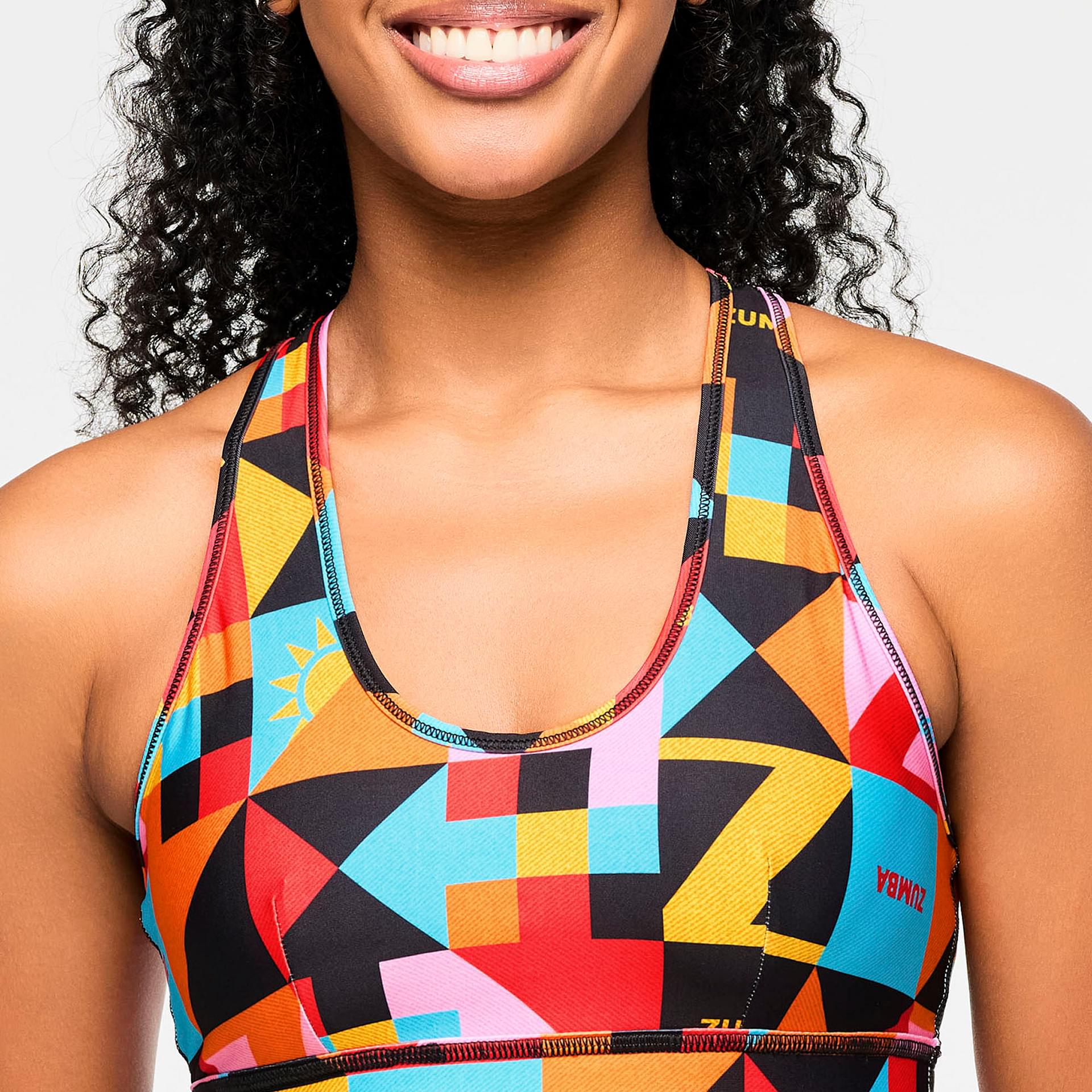 Zumba - 専用　新品タグ付き　ZUMBA レディース　Mサイズ　5点セット Inspire Your Workout with the Perfect Fit Racerback Crop Bra