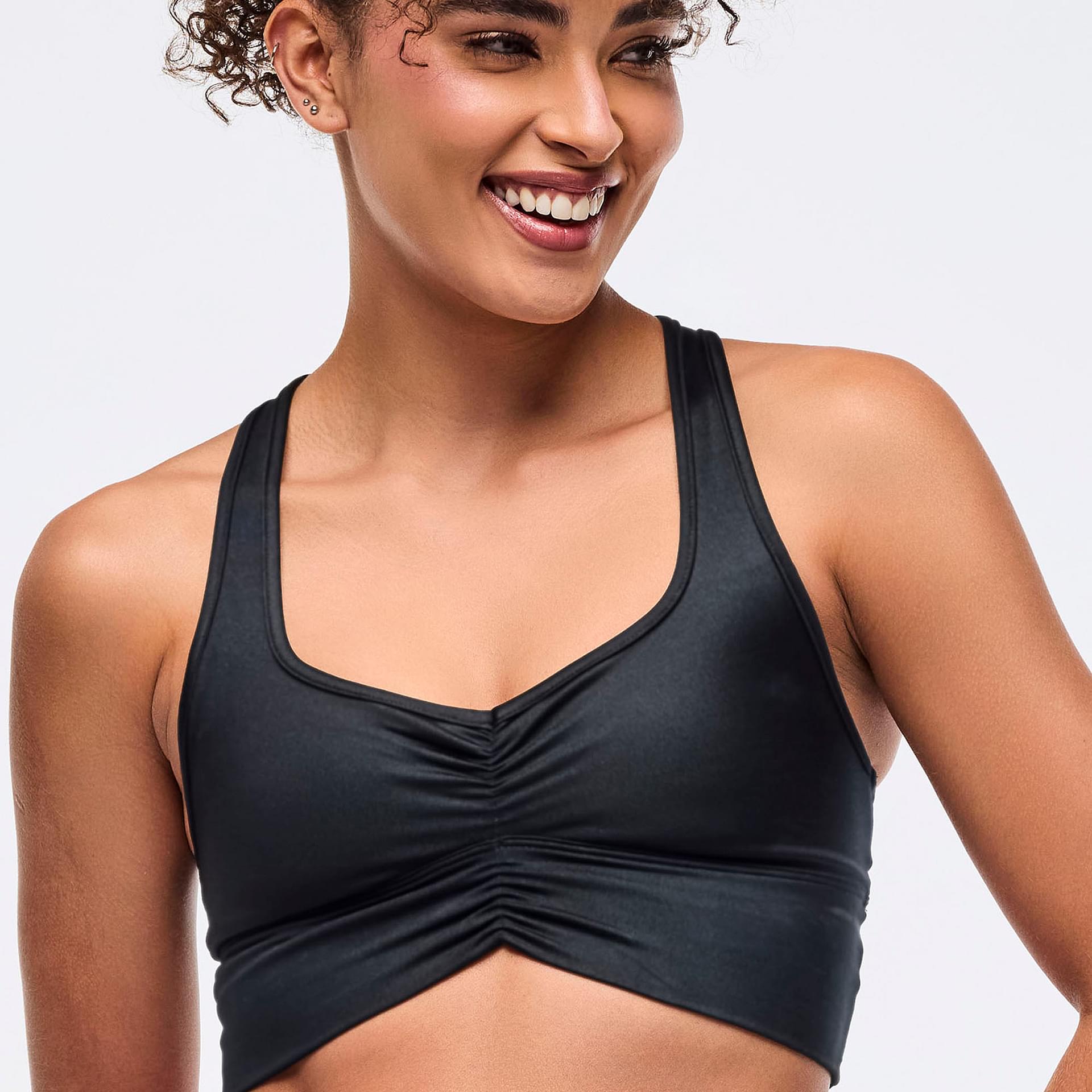 新作♪ズンバ Zumba Rays Square Neck Bra - Bold Black Zumba Rays Square Neck Bra - Bold Black – Zumba Wear | STRONG iD
