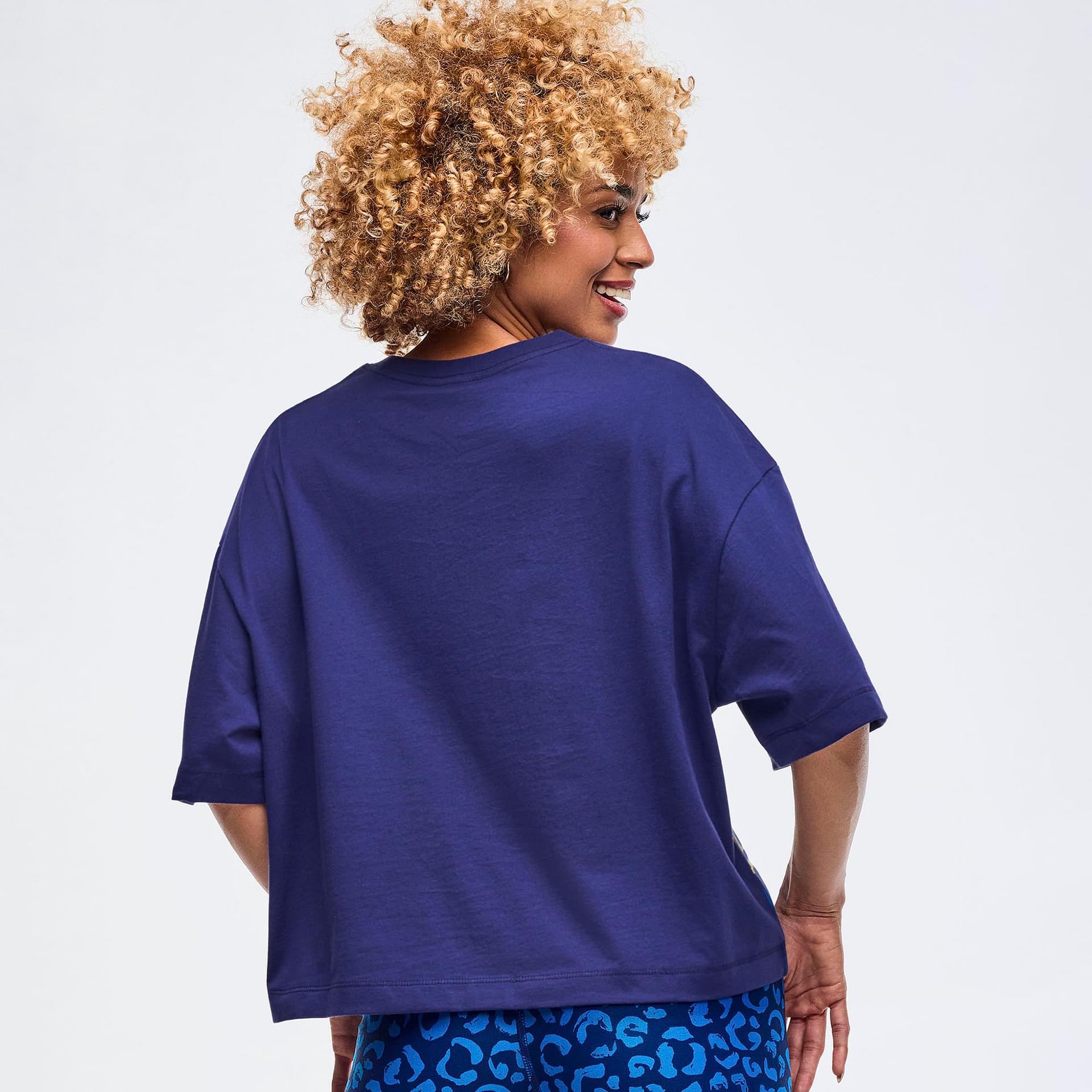 ZETTPOWER（84cm） Inspire Your Style with the Sizzlin' Oversized Boxy Crop Top