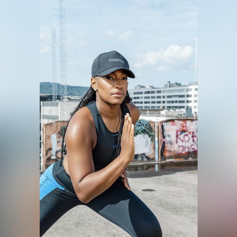 Strong ID Electric Toggle Back Hat