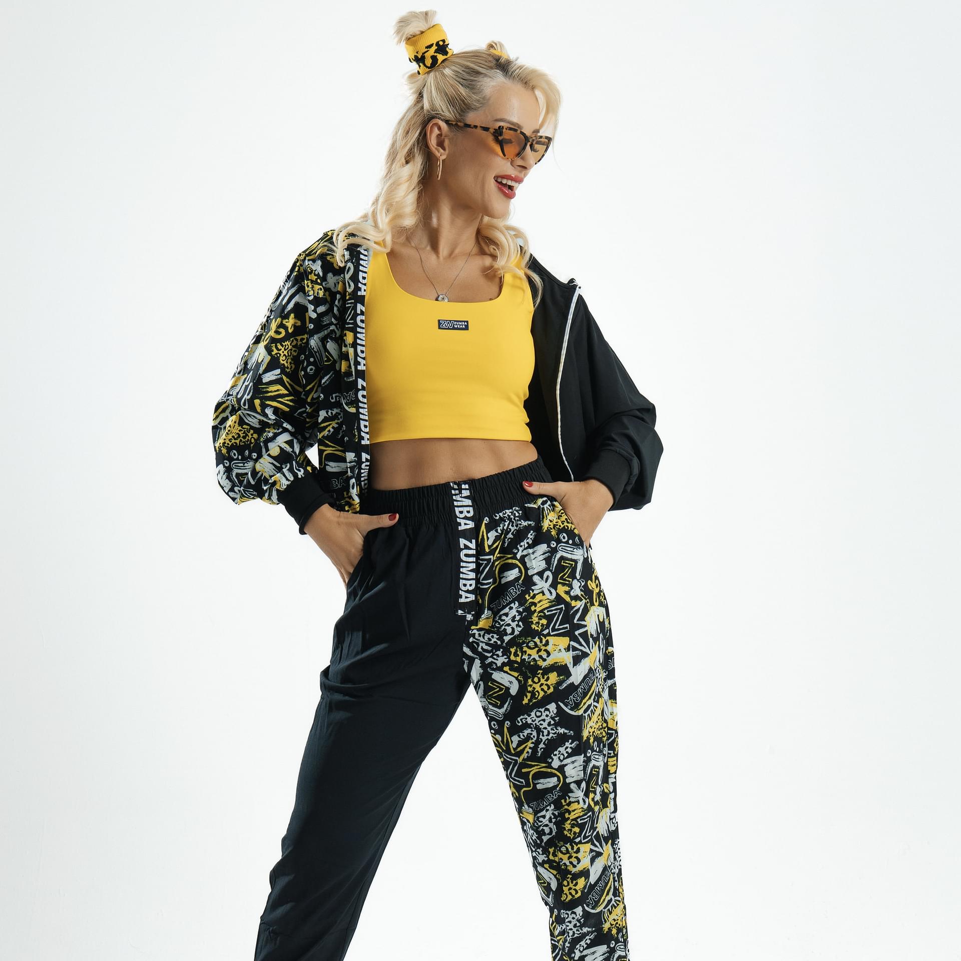 Zumba Explore Crop Woven Zip ZUMBAウェア Zumba Prep Crop Woven Jacket – Zumba Wear | STRONG iD